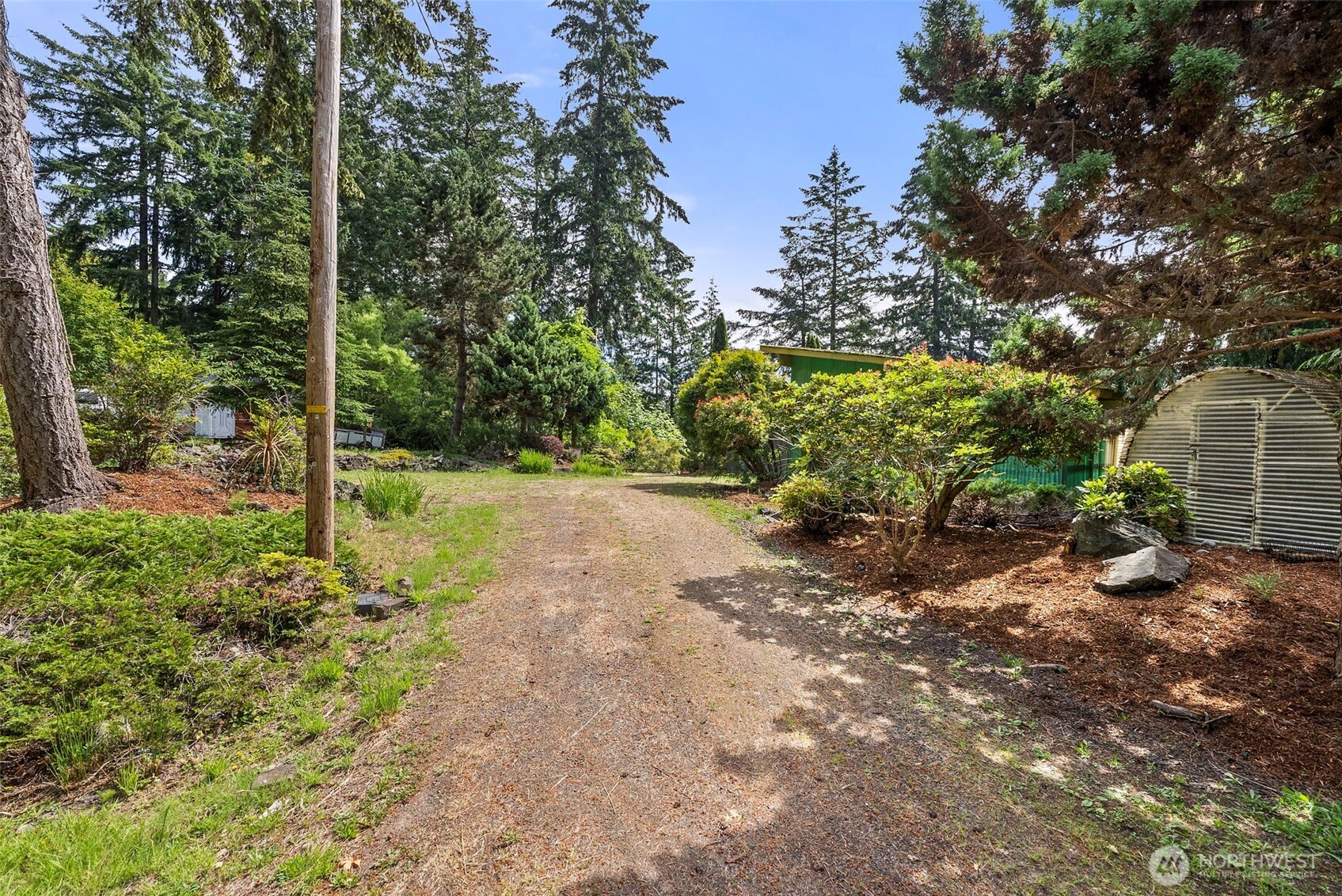 120 E Dana Drive