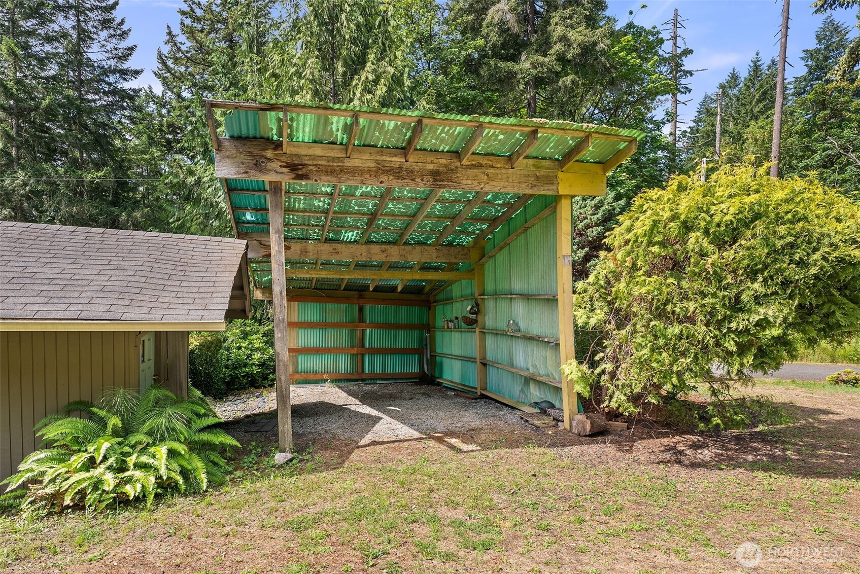 120 E Dana Drive