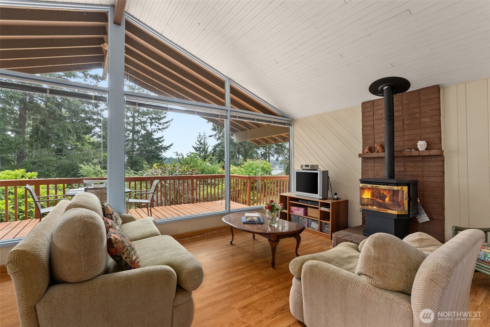 120 E Dana Drive