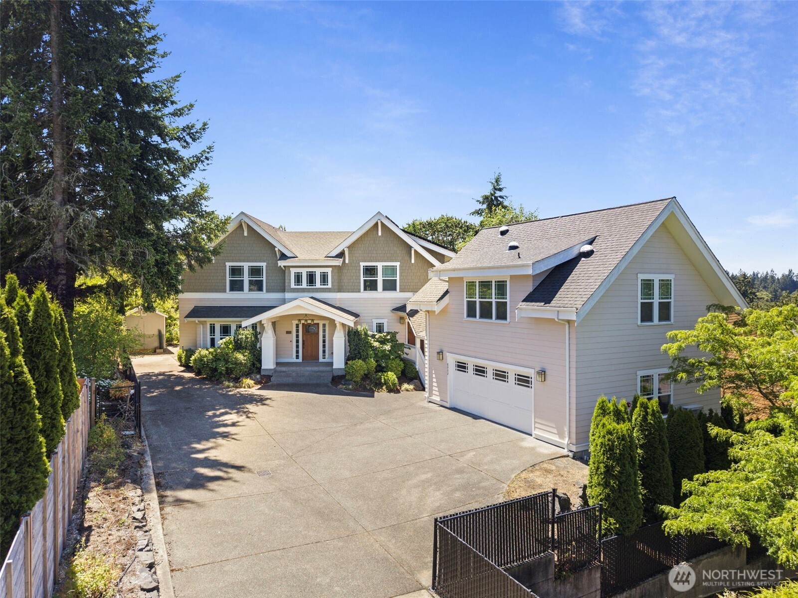 8902 65th Street W