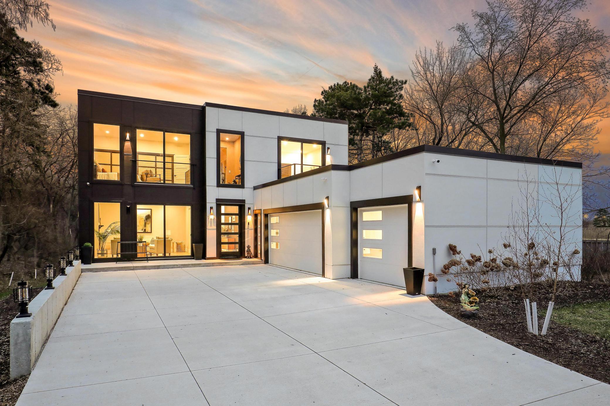 1125 Tyrol Trail