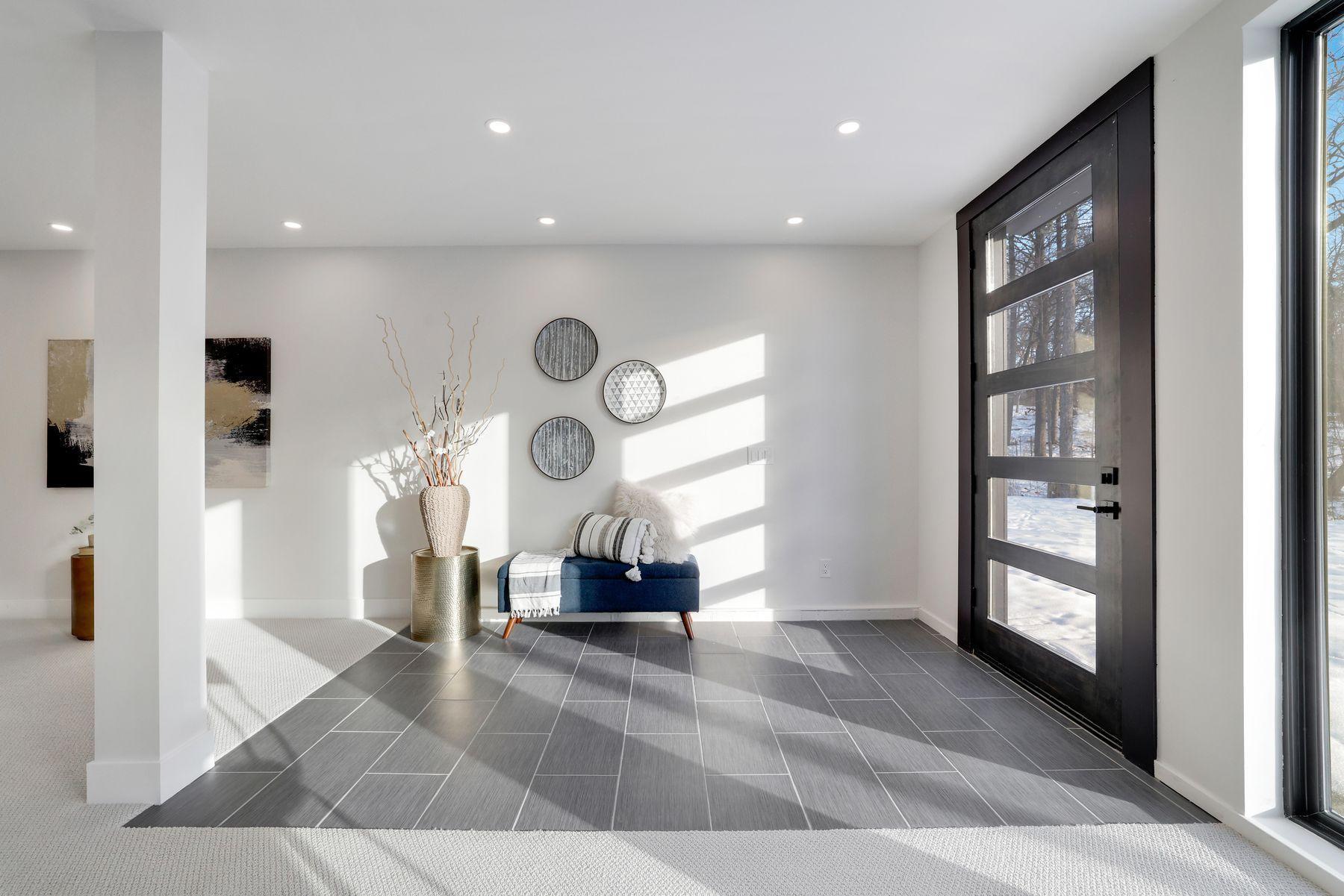 1125 Tyrol Trail