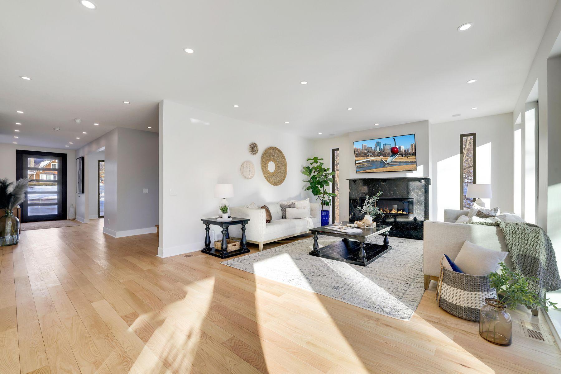 1125 Tyrol Trail