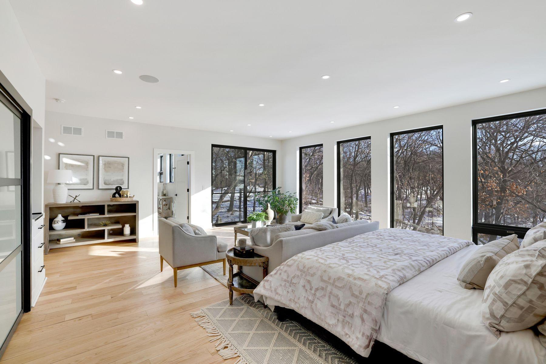 1125 Tyrol Trail