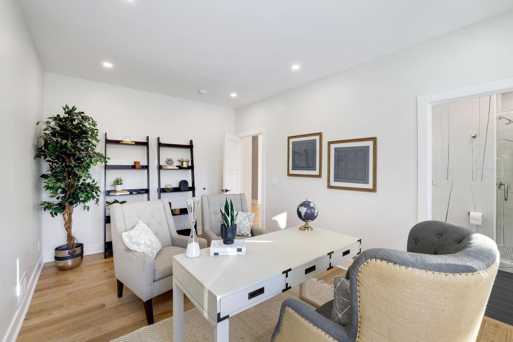 1125 Tyrol Trail