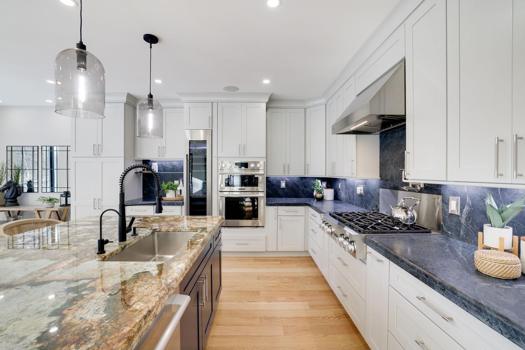 1125 Tyrol Trail