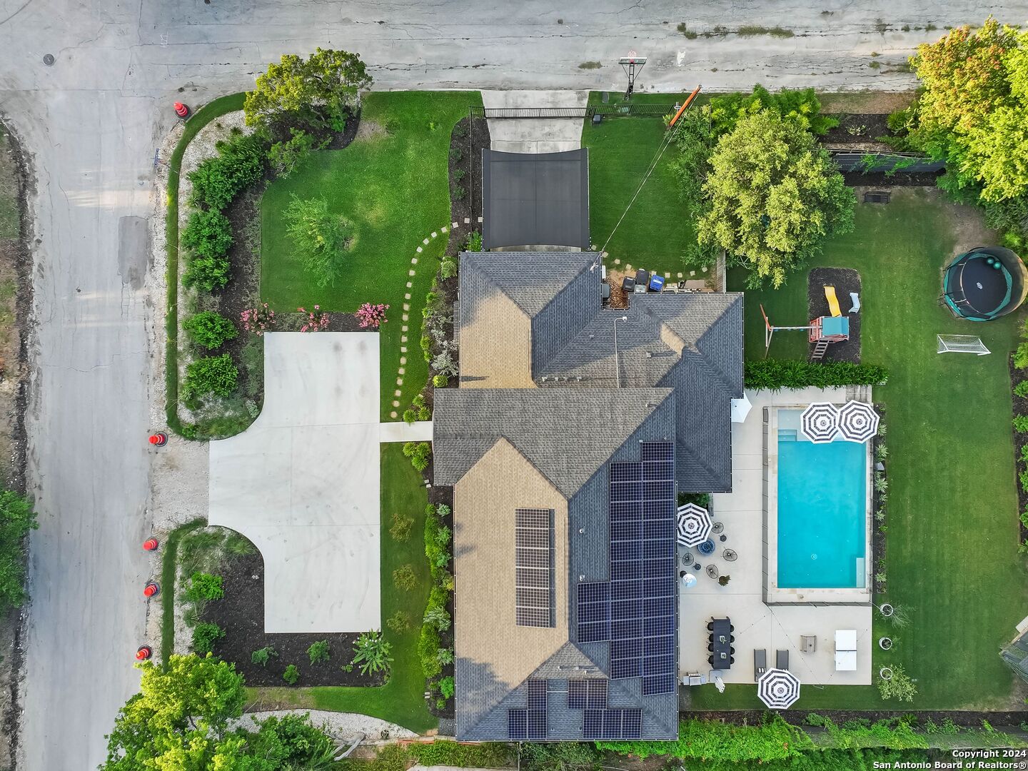 442 E Hathaway Drive