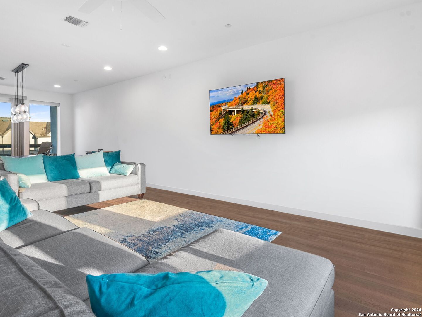 102 Tendick Street 606