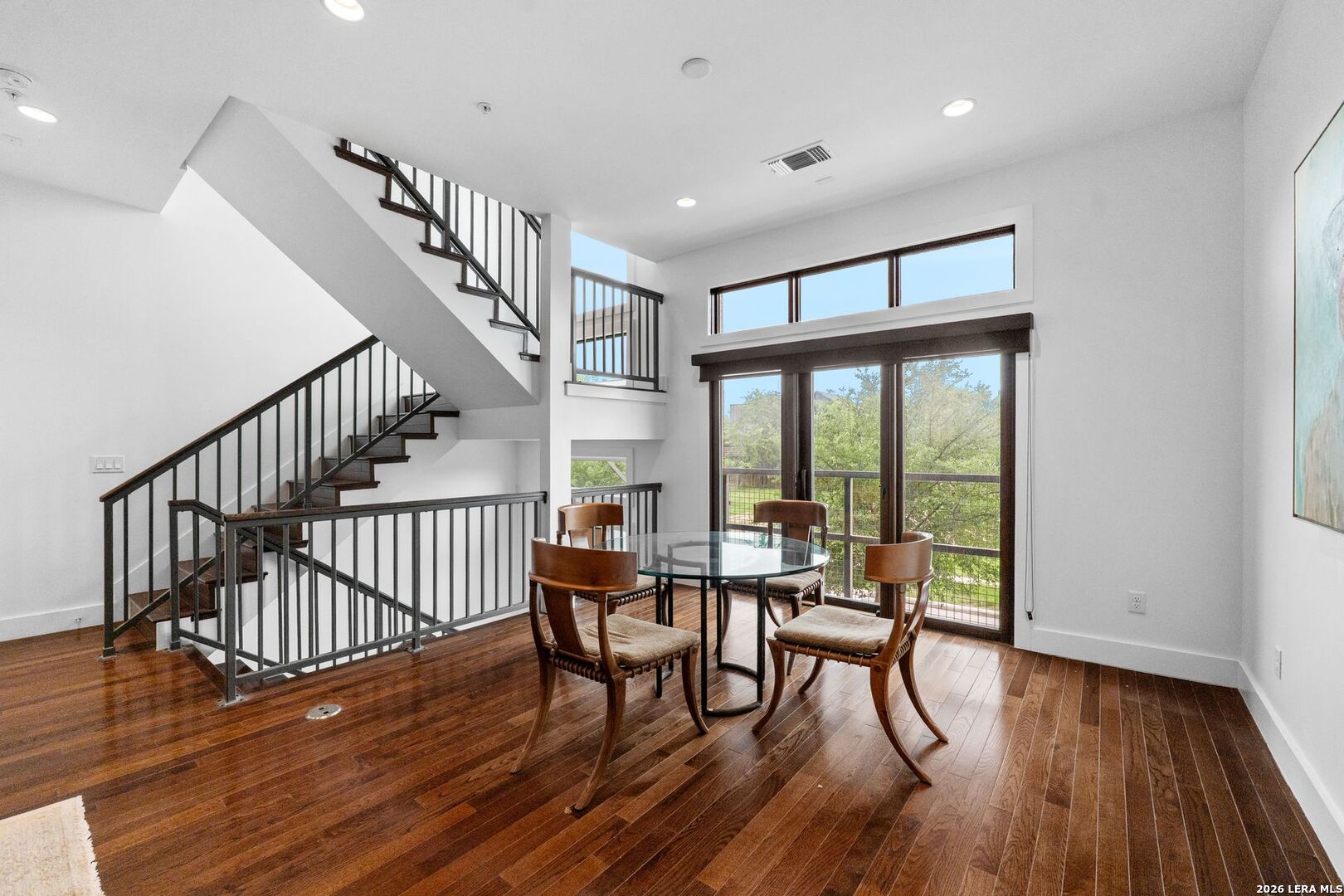 318 W Grayson Street 404