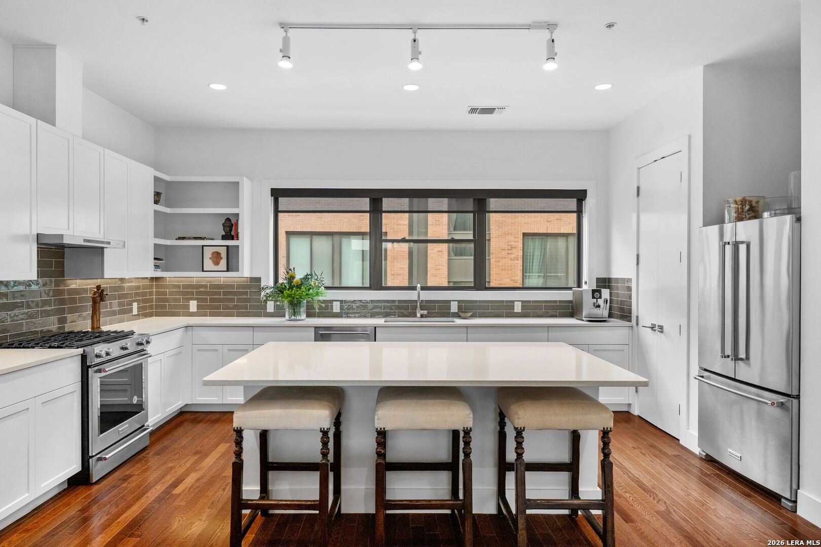 318 W Grayson Street 404