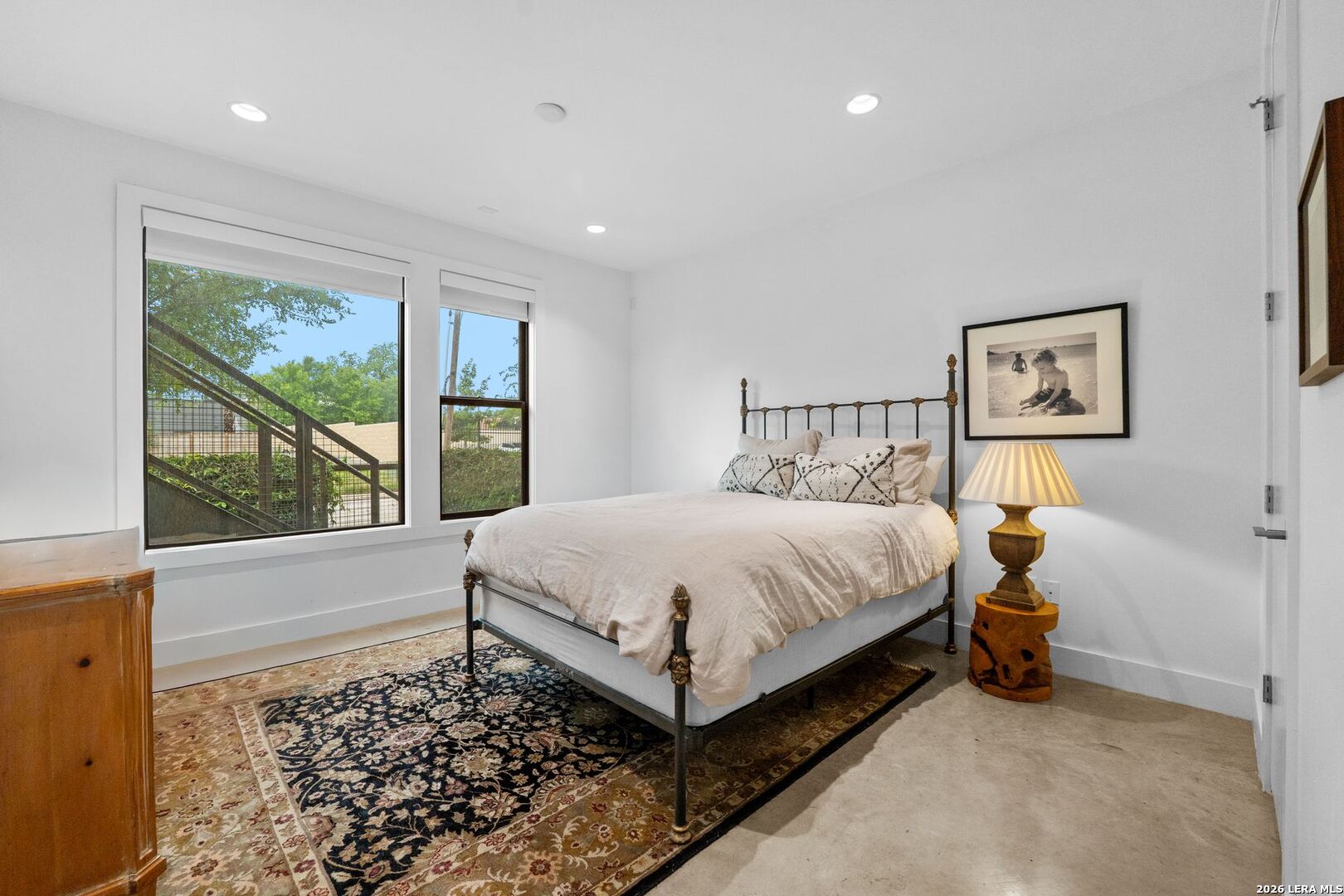 318 W Grayson Street 404