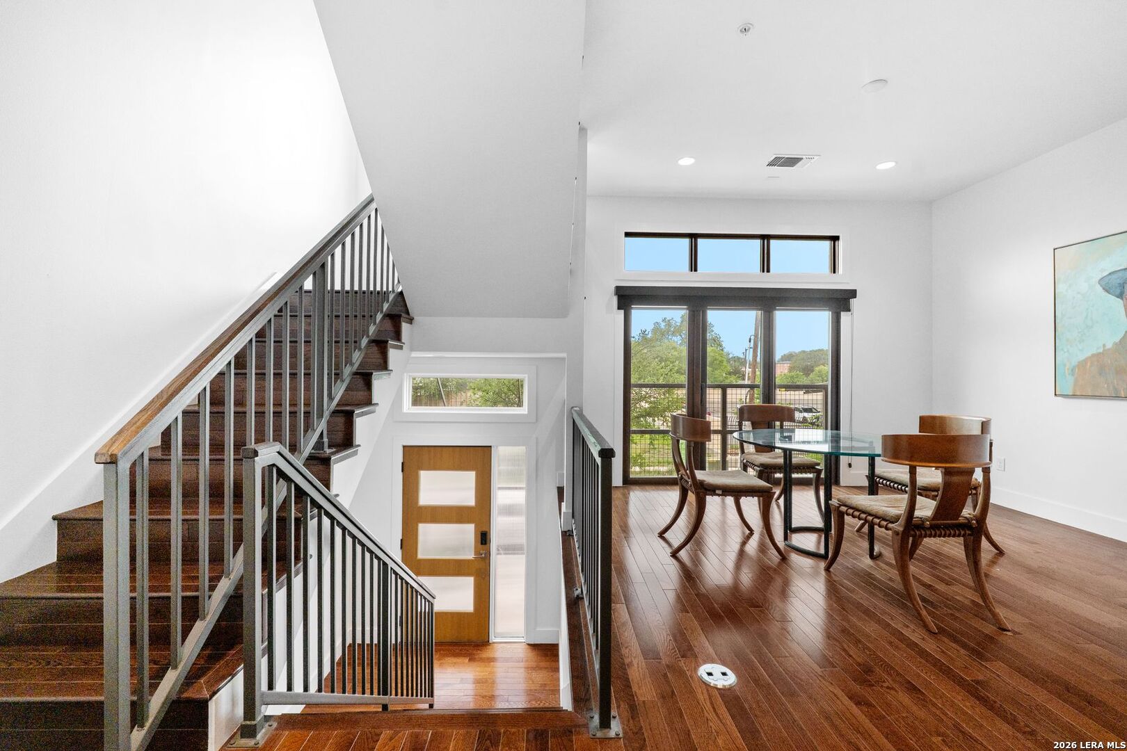 318 W Grayson Street 404