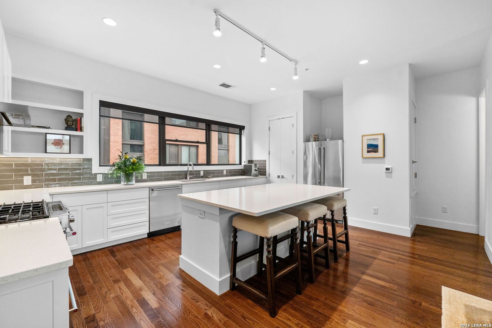 318 W Grayson Street 404