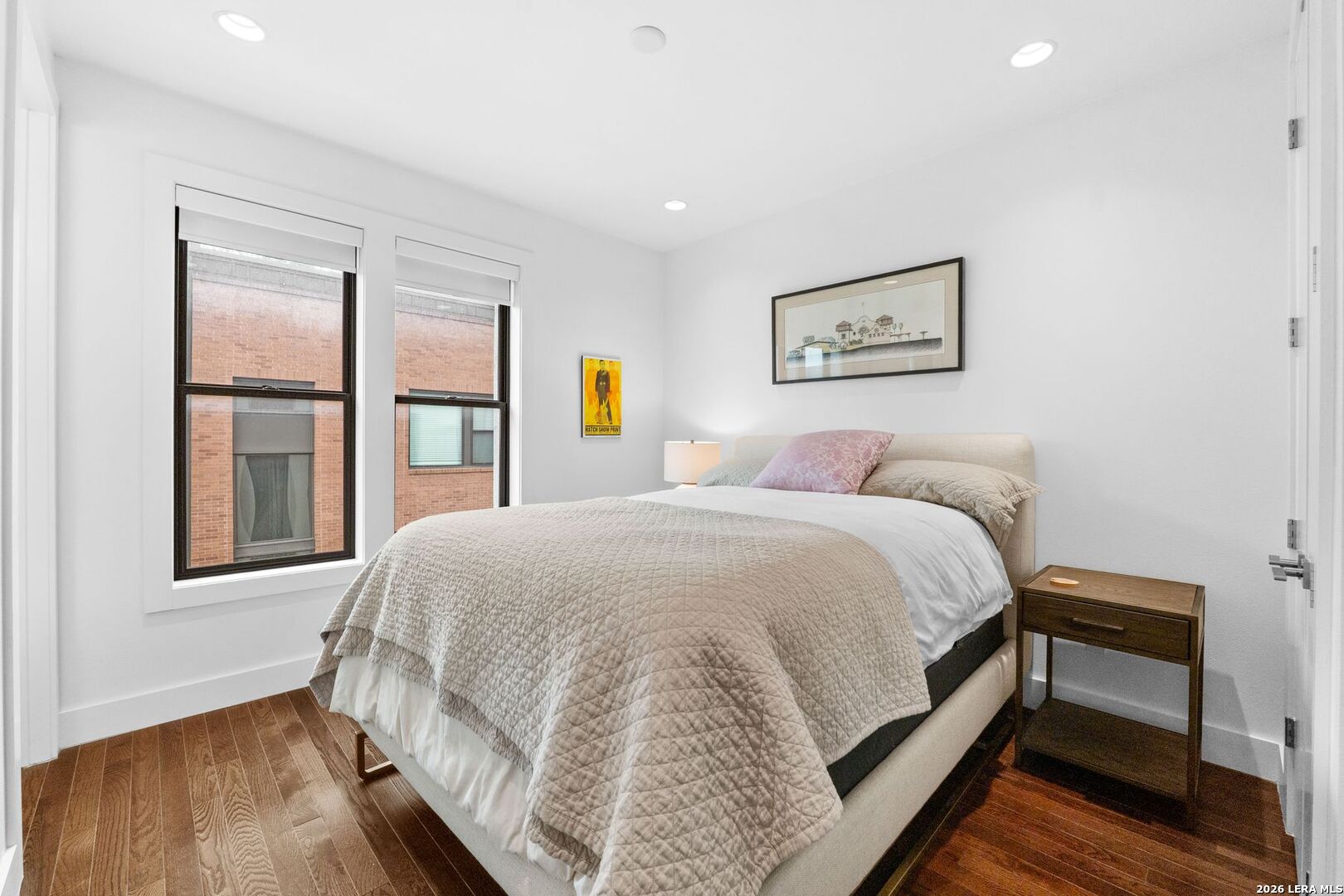 318 W Grayson Street 404