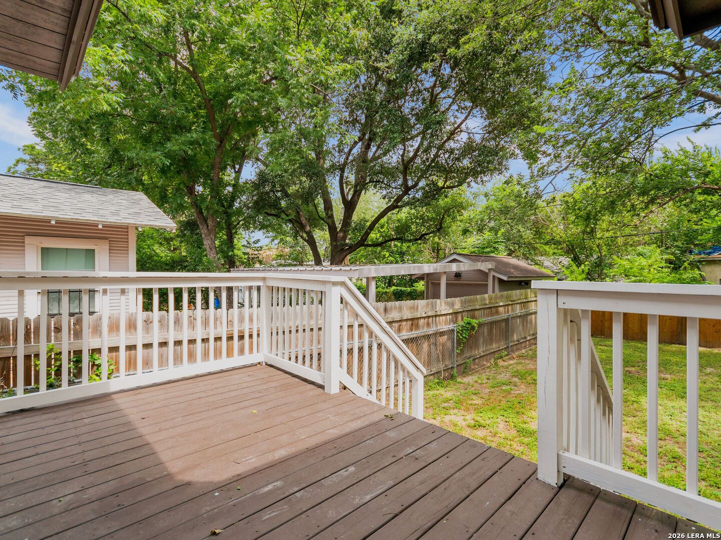 419 W Huisache Avenue