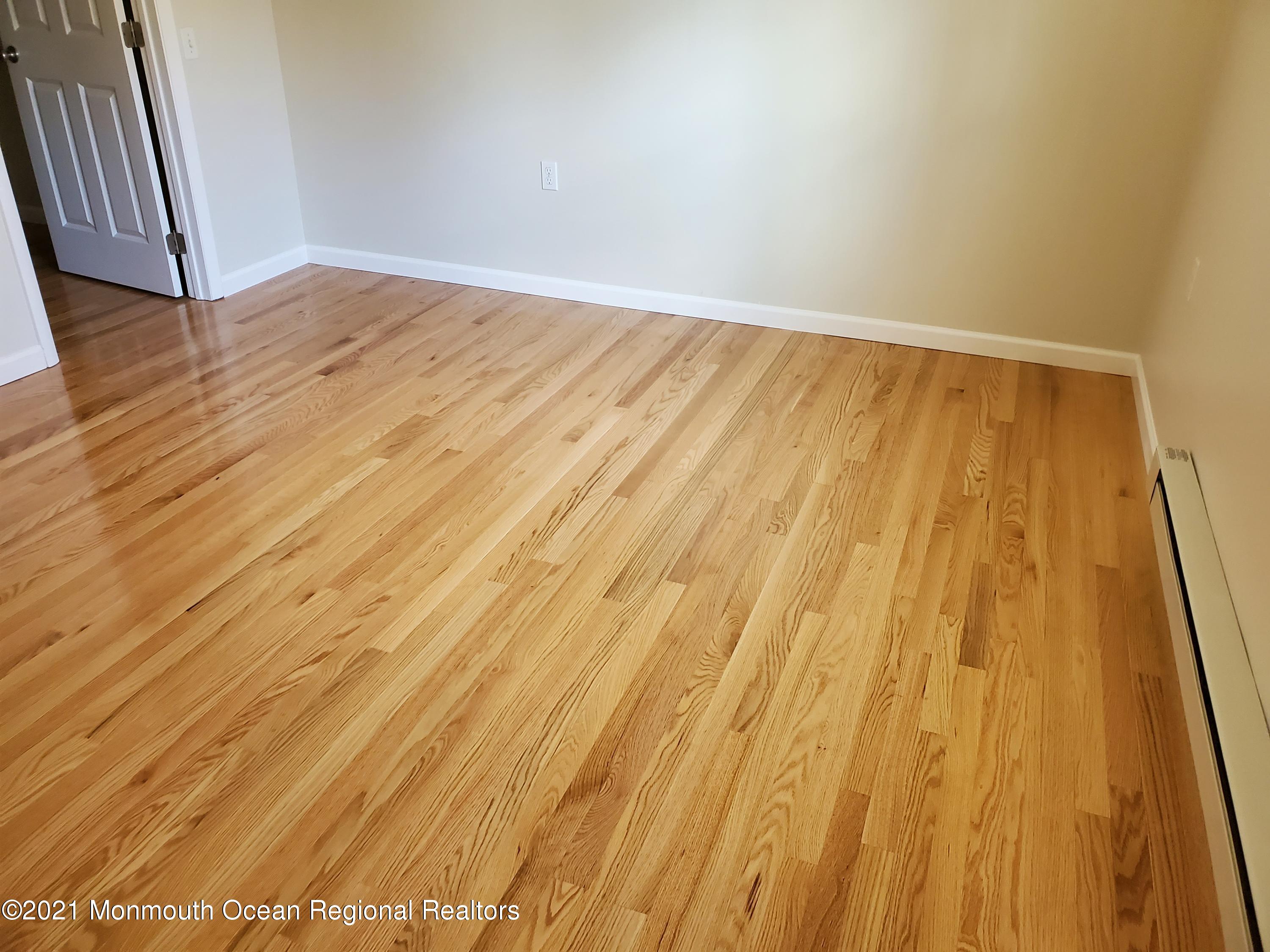 10 Maplewood Drive, A