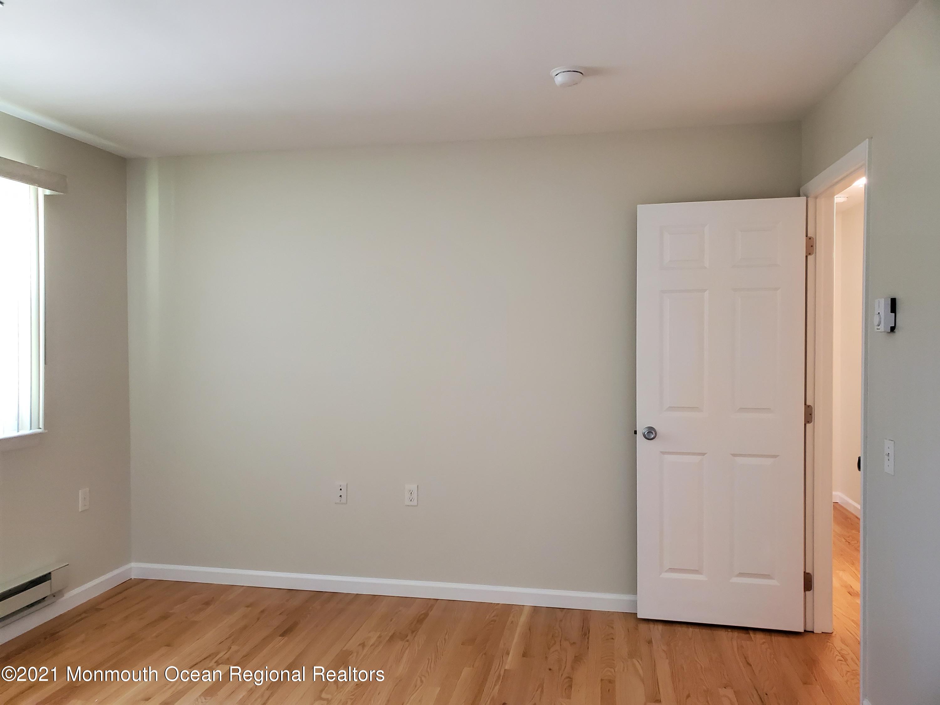 10 Maplewood Drive, A