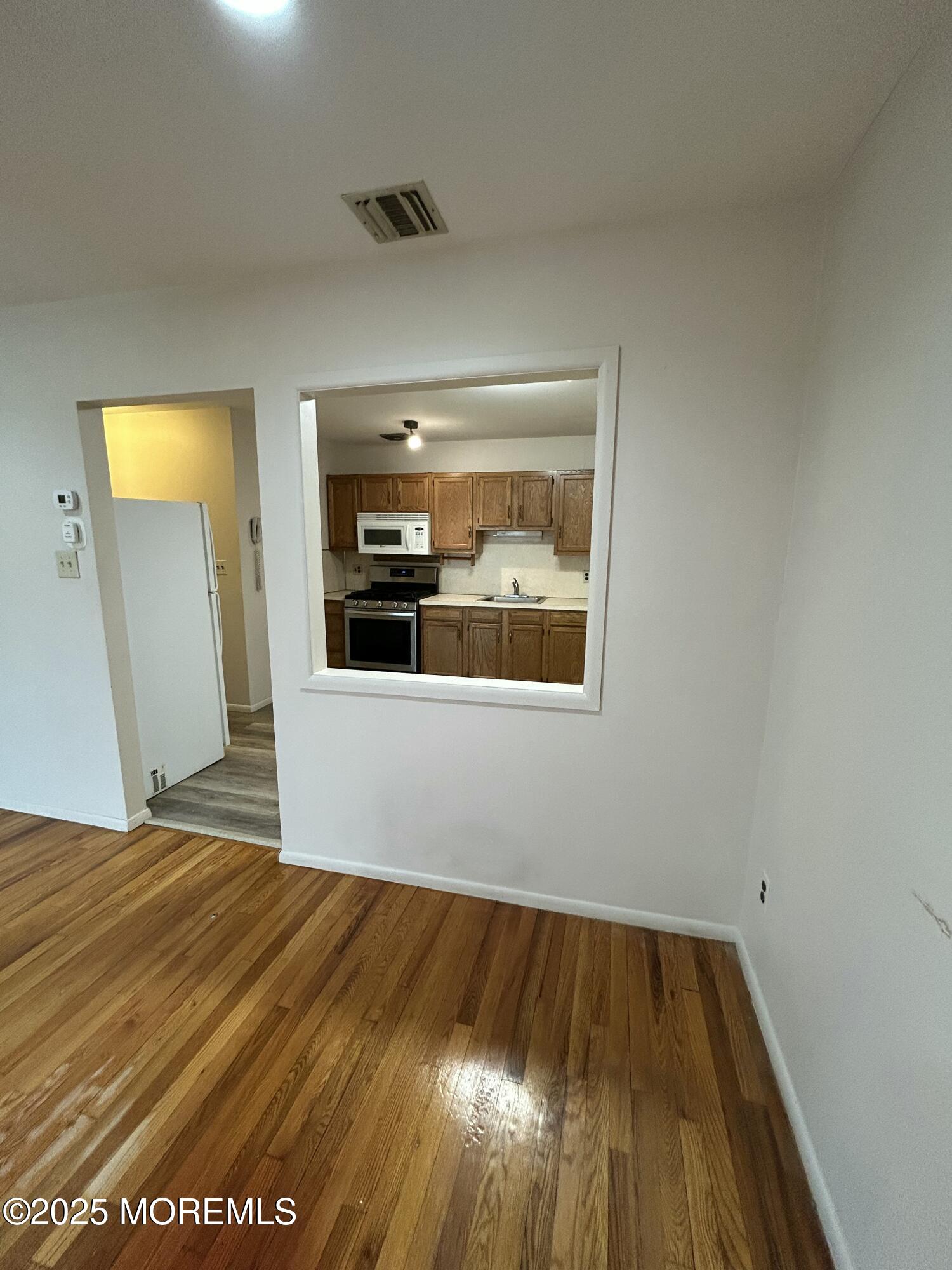 10b Cardinal Street
