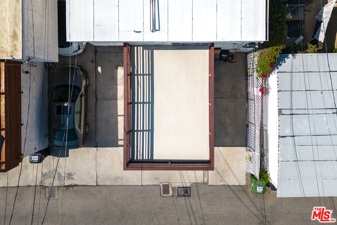 34 18th Ave Unit: 3