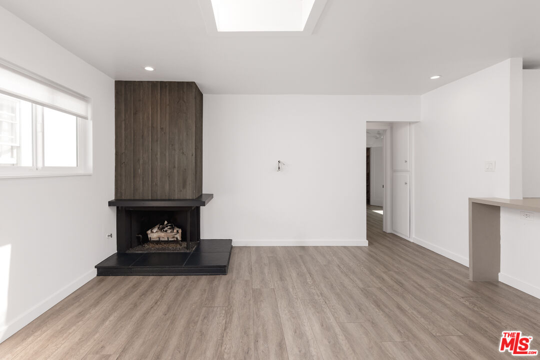 34 18th Ave Unit: 3