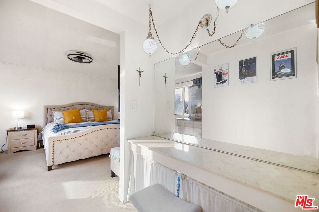 3933 Nieto Pl
