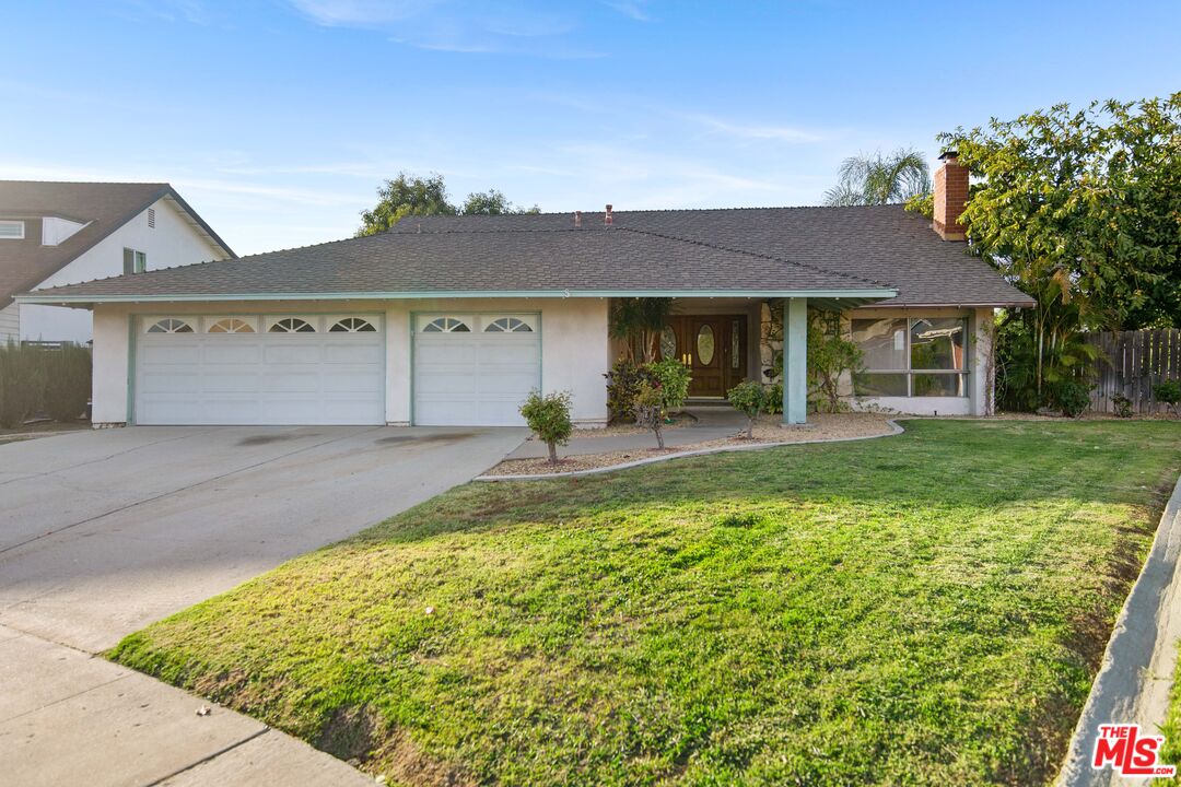3933 Nieto Pl