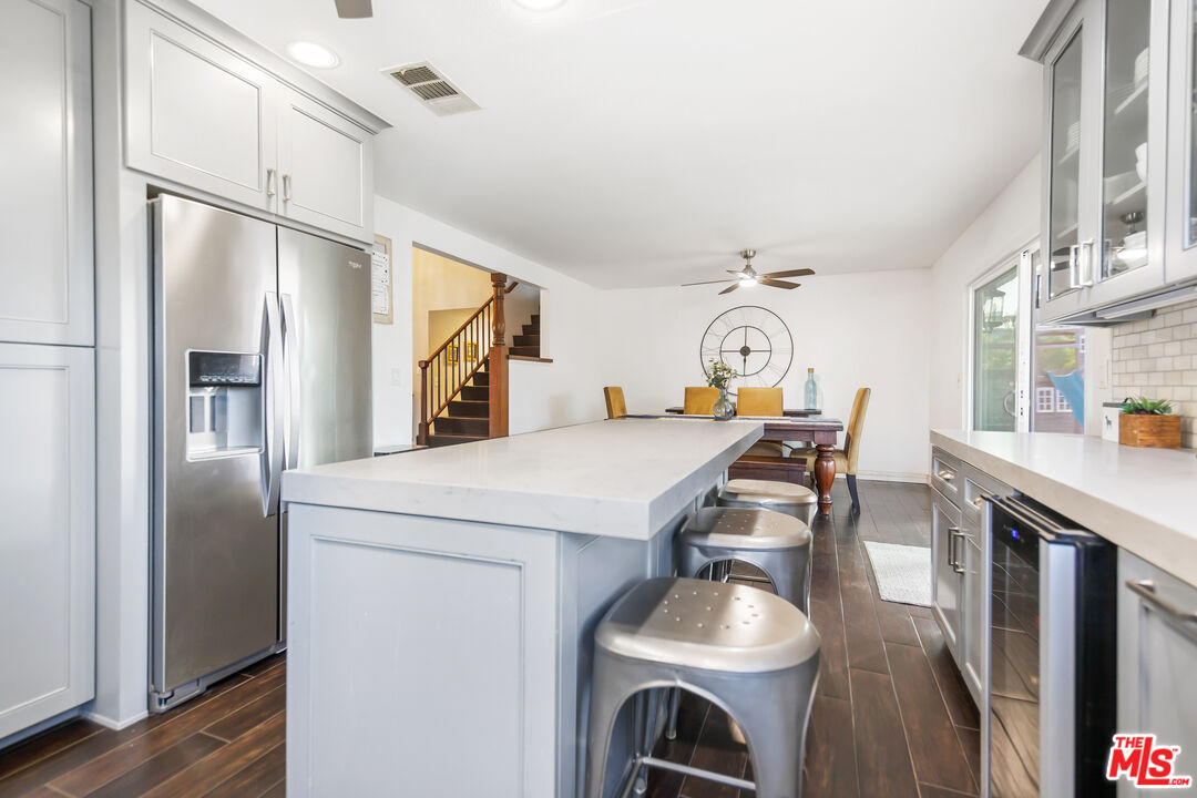 3933 Nieto Pl