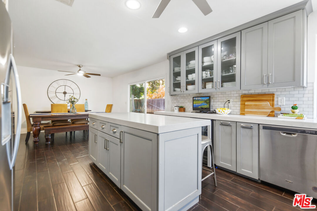 3933 Nieto Pl