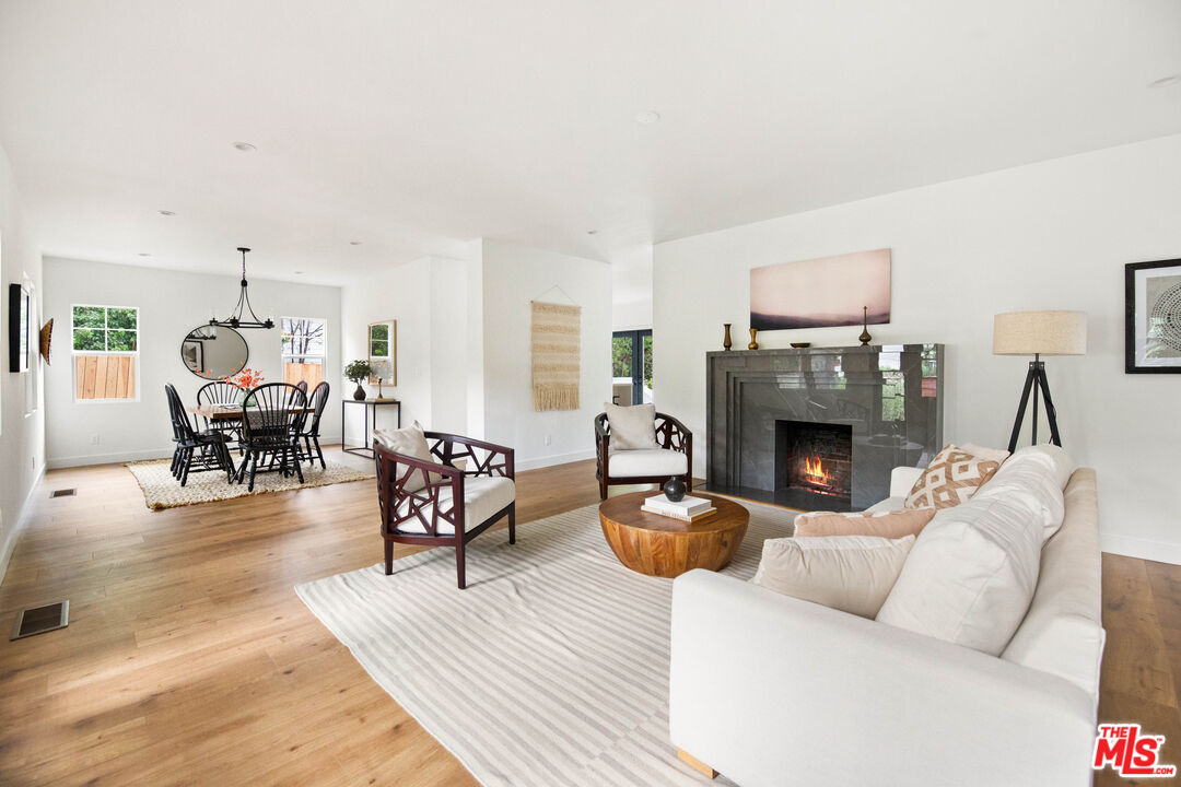 104 W Loma Alta Dr