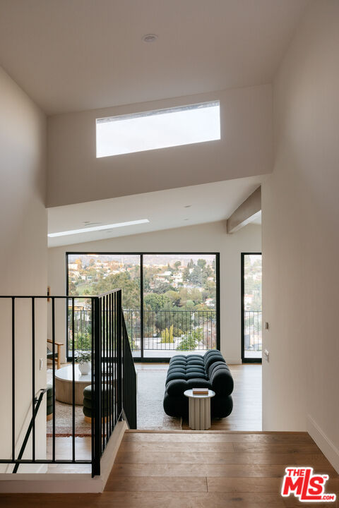 2380 Lyric Ave