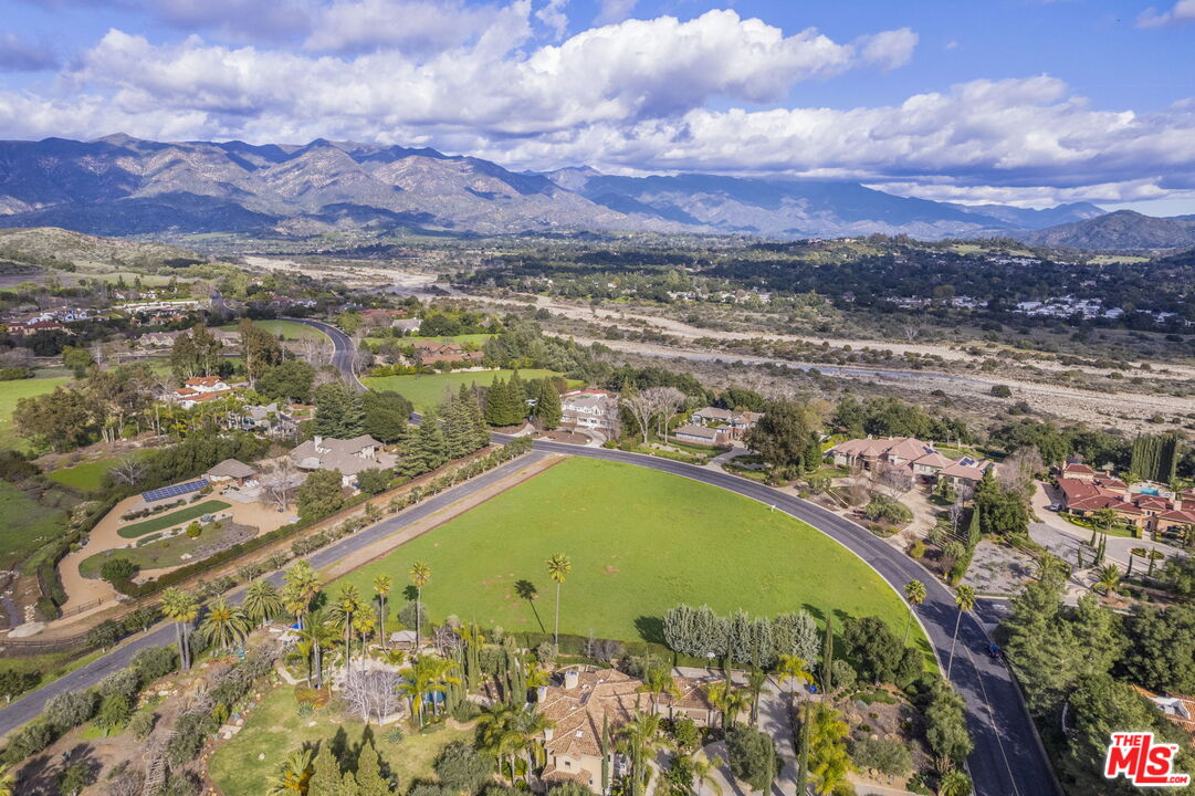 12507 MacDonald Dr