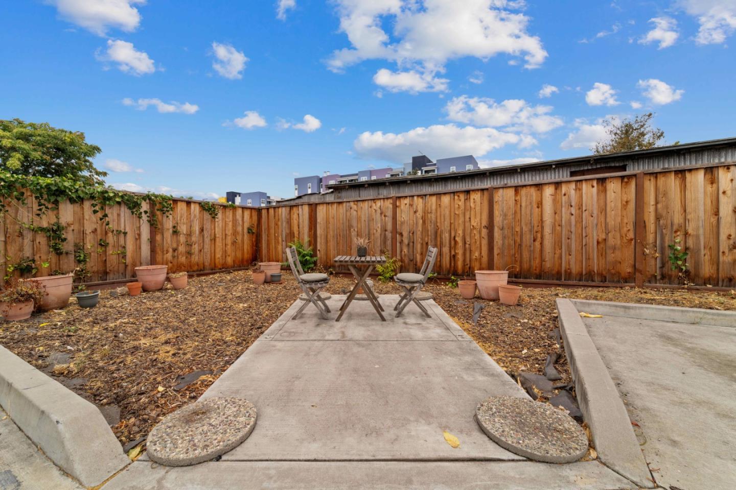 250 Meridian Avenue