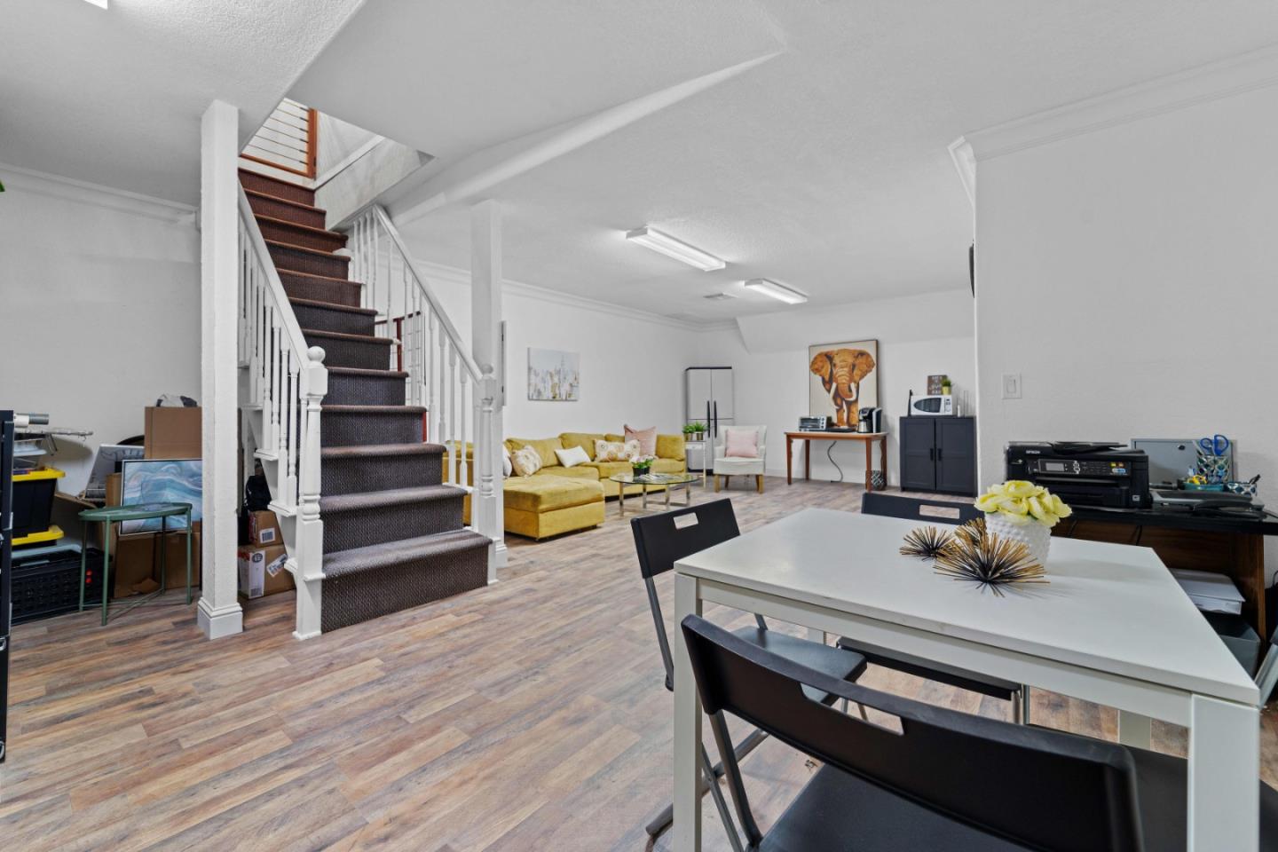 250 Meridian Avenue