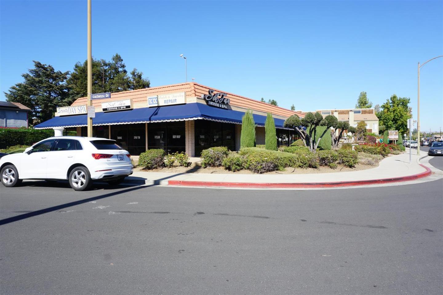 1125 Luchessi Drive