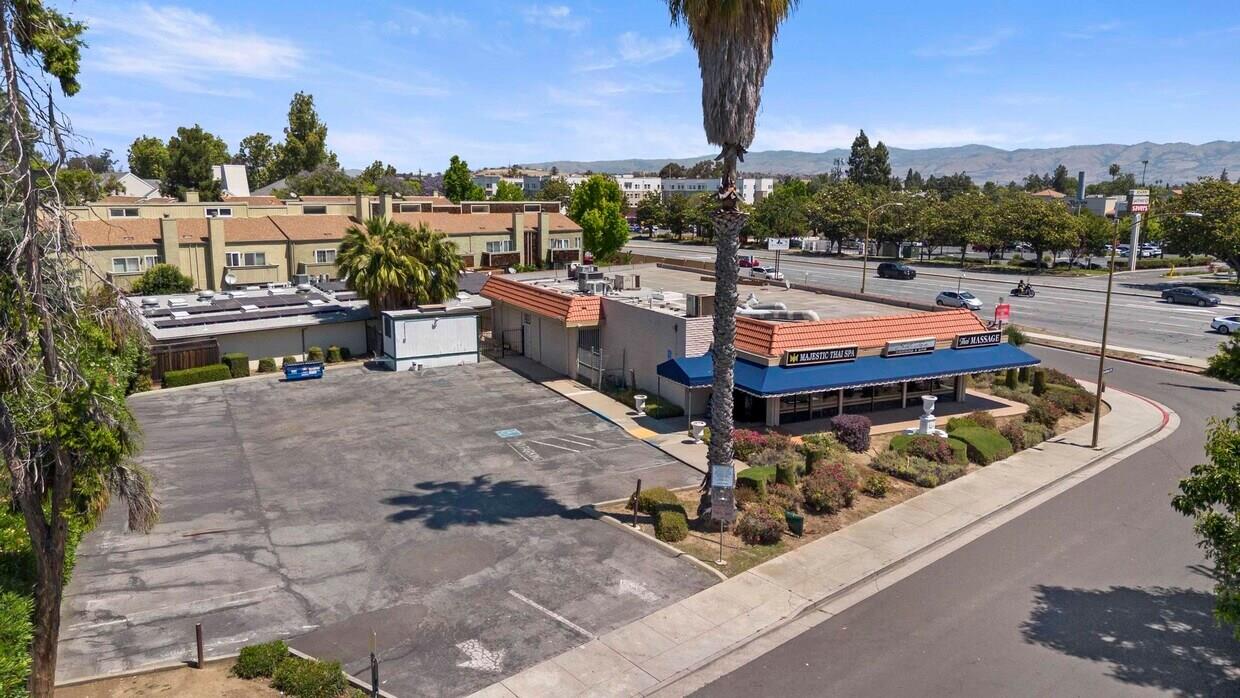 1125 Luchessi Drive