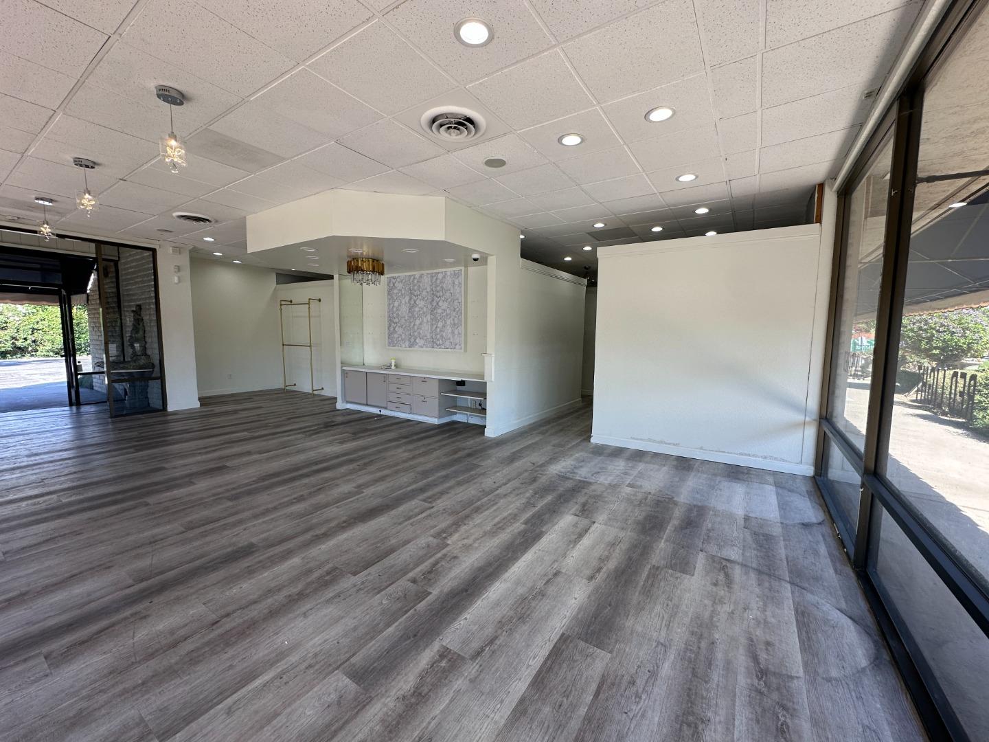 1125 Luchessi Drive