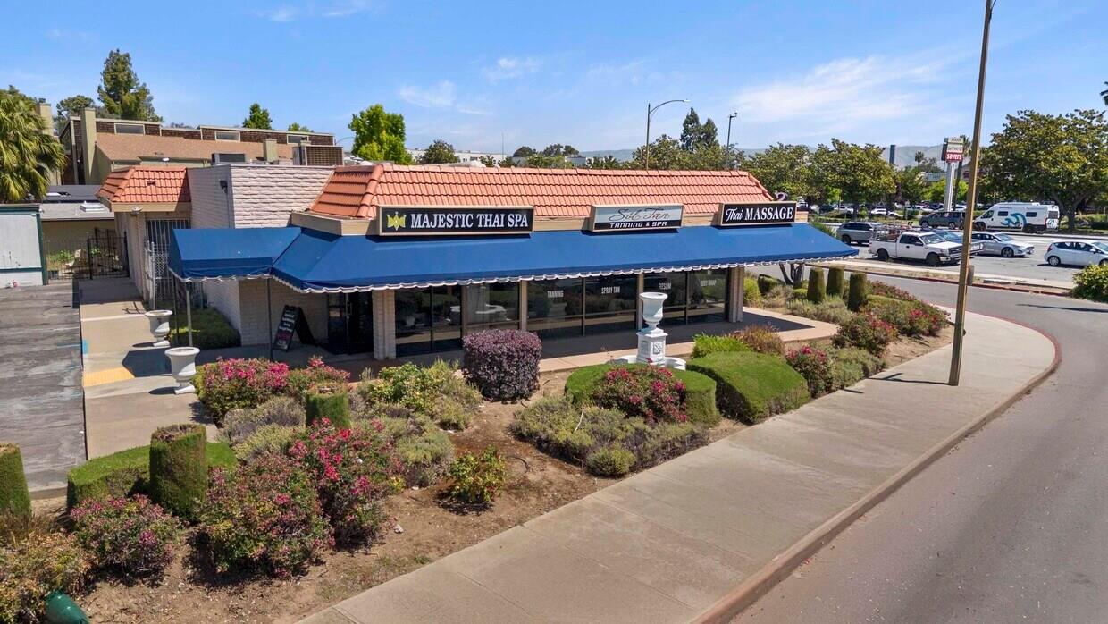 1125 Luchessi Drive