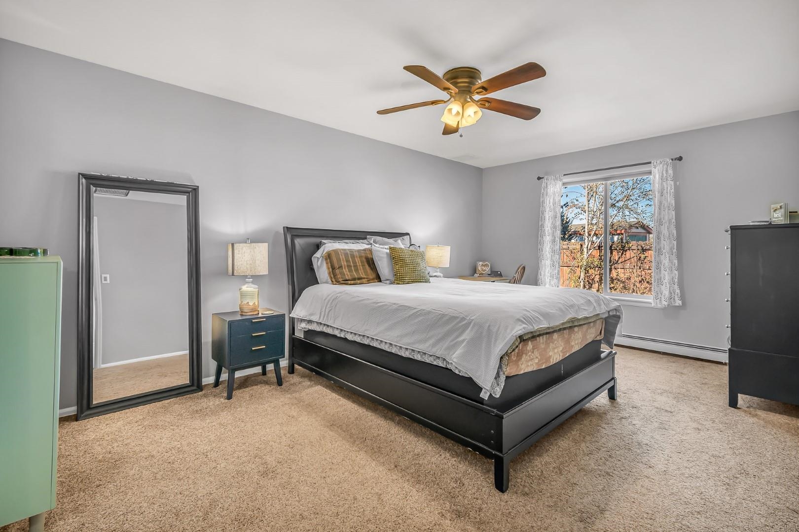 862 Henry Circle