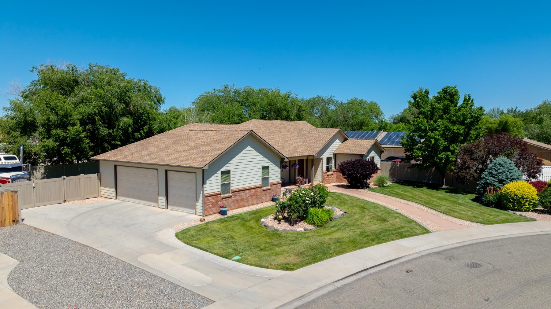 2851 1/2 Emily Drive