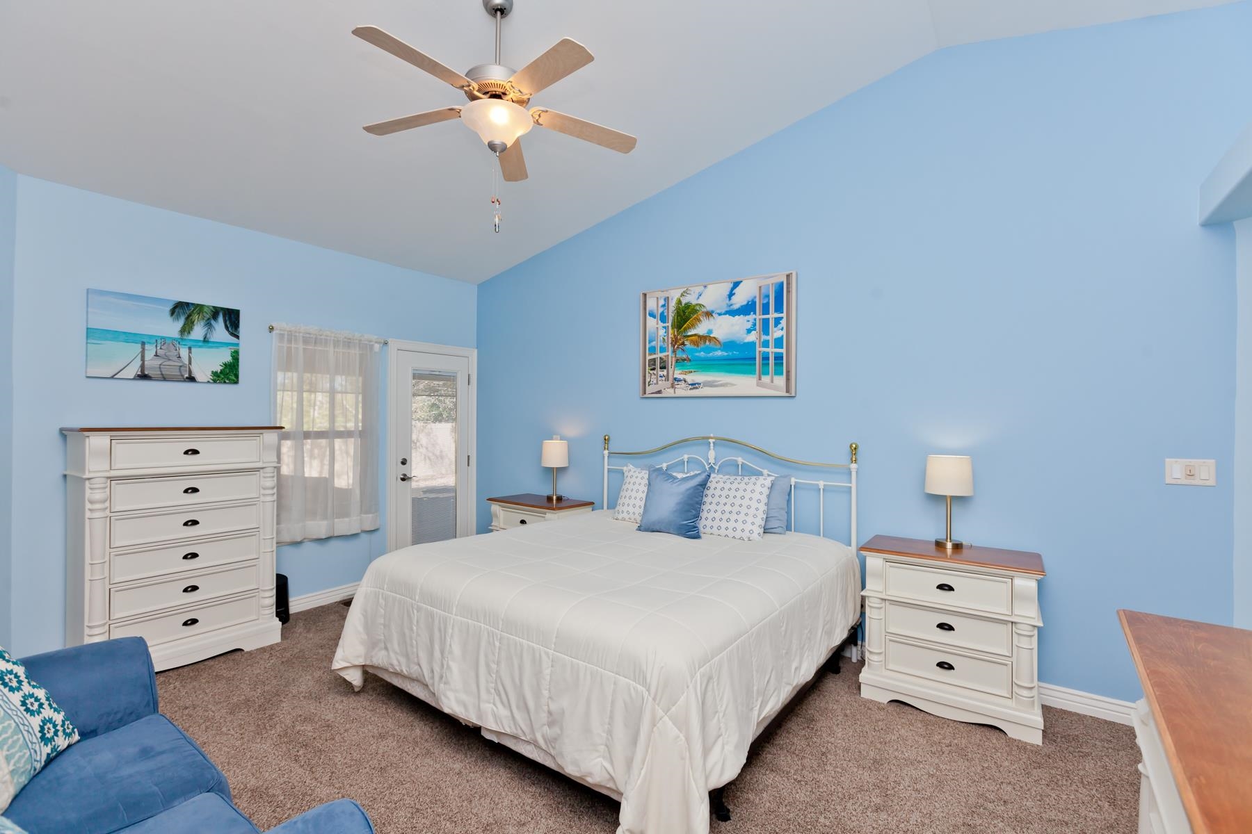 2851 1/2 Emily Drive