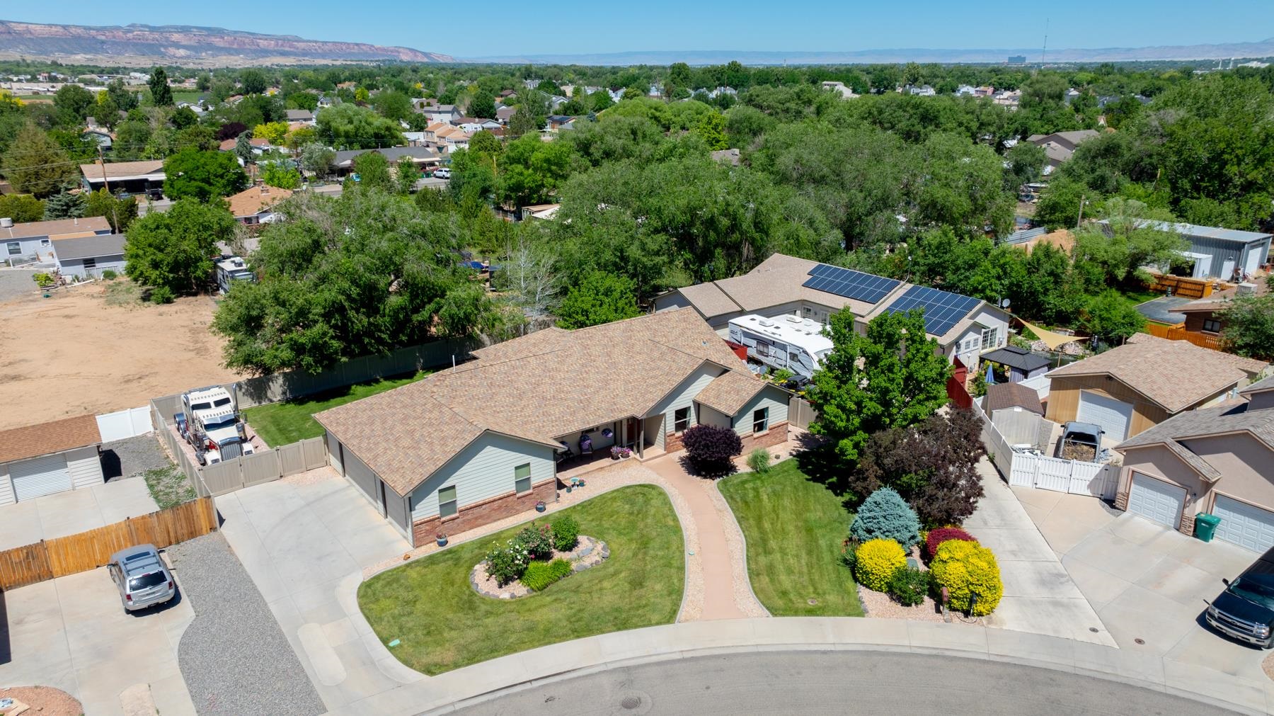 2851 1/2 Emily Drive