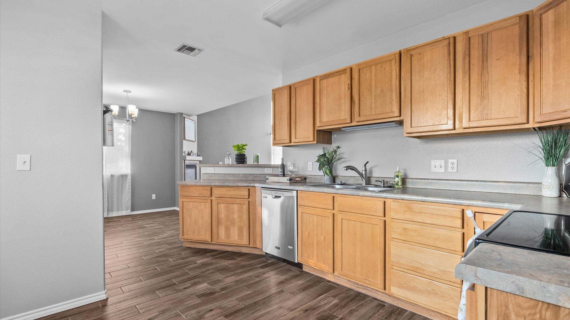 639 Longs Peak Court