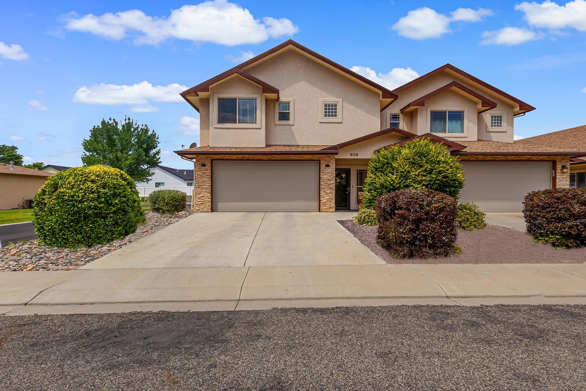 838 Montclair Drive