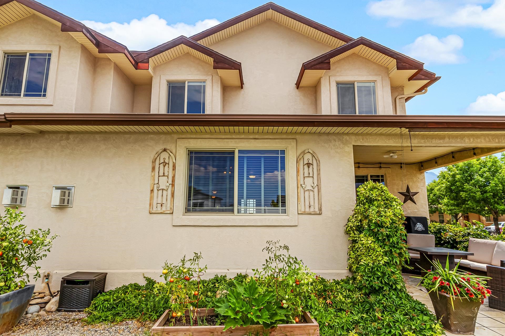 838 Montclair Drive
