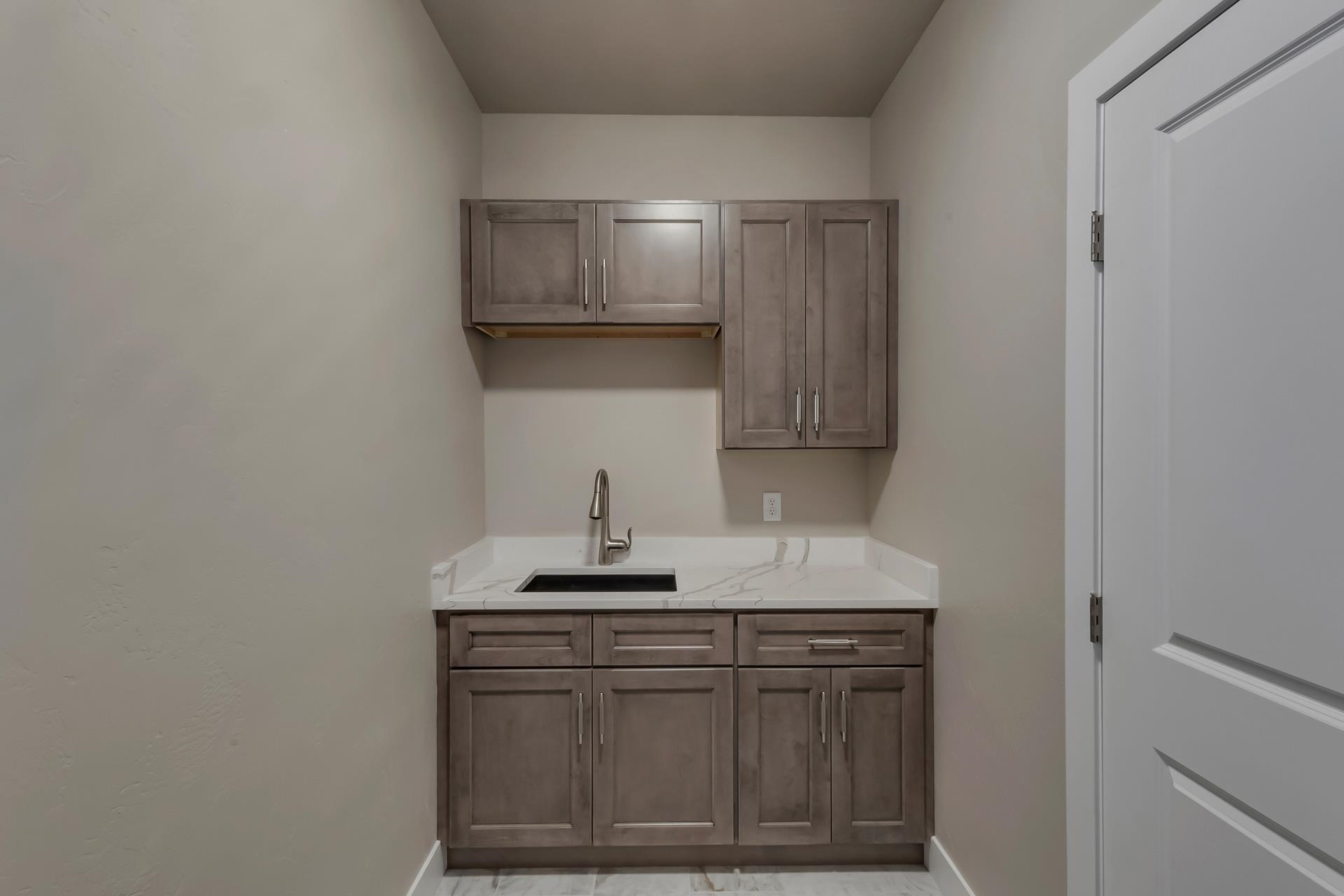 2632 Vicksburg Avenue