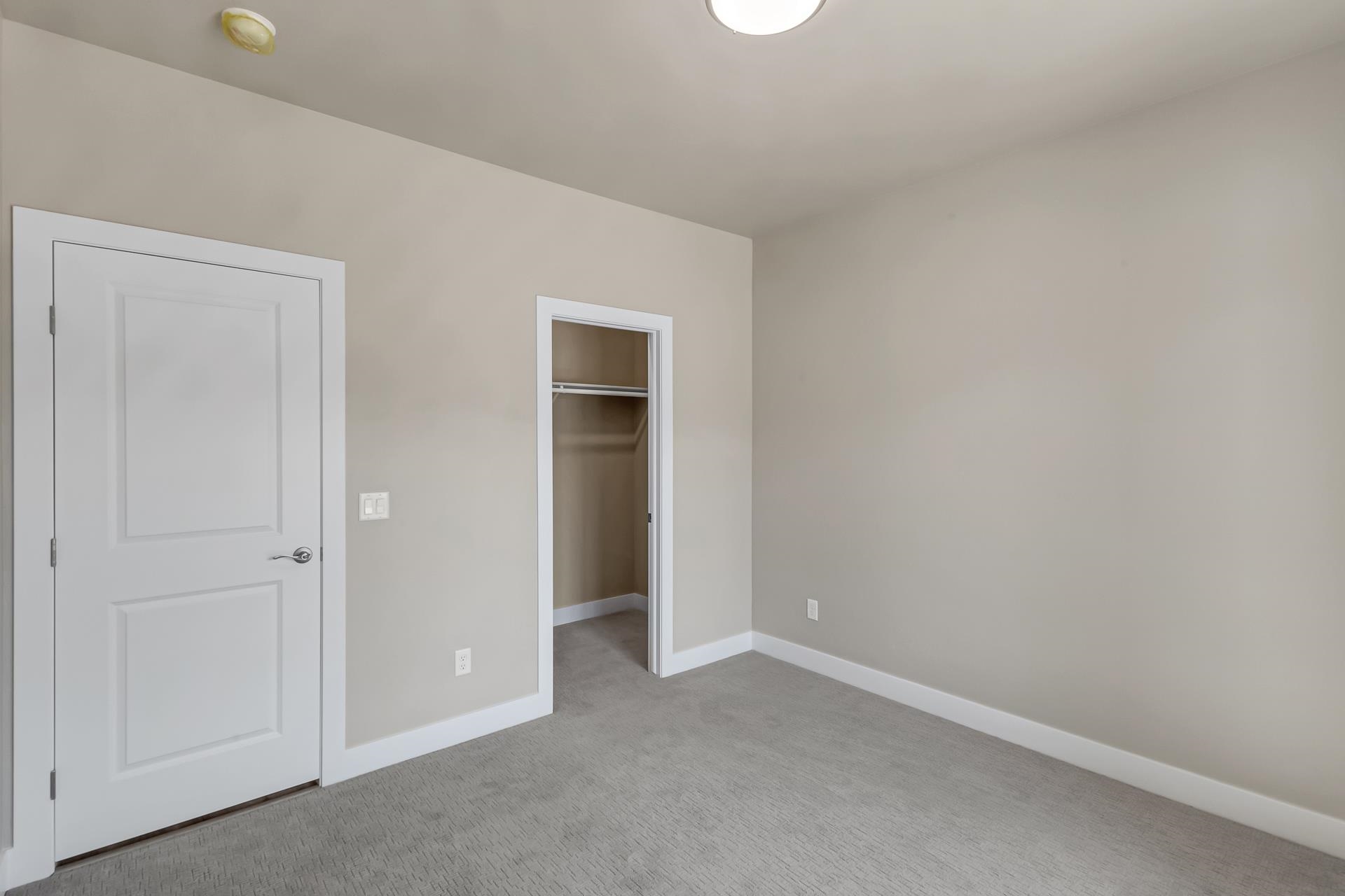 2632 Vicksburg Avenue