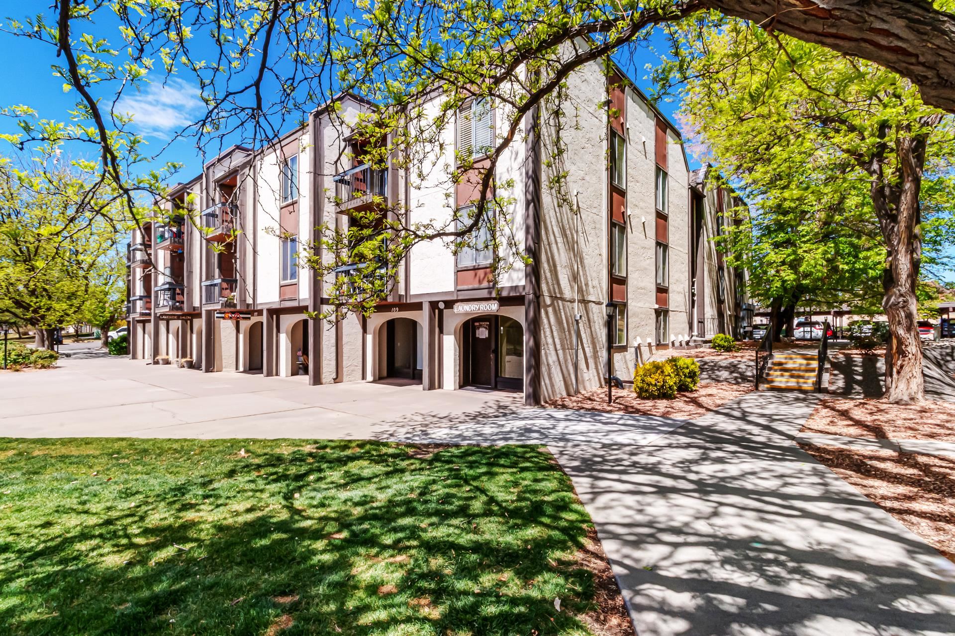 3154 Lakeside Drive Unit: 307