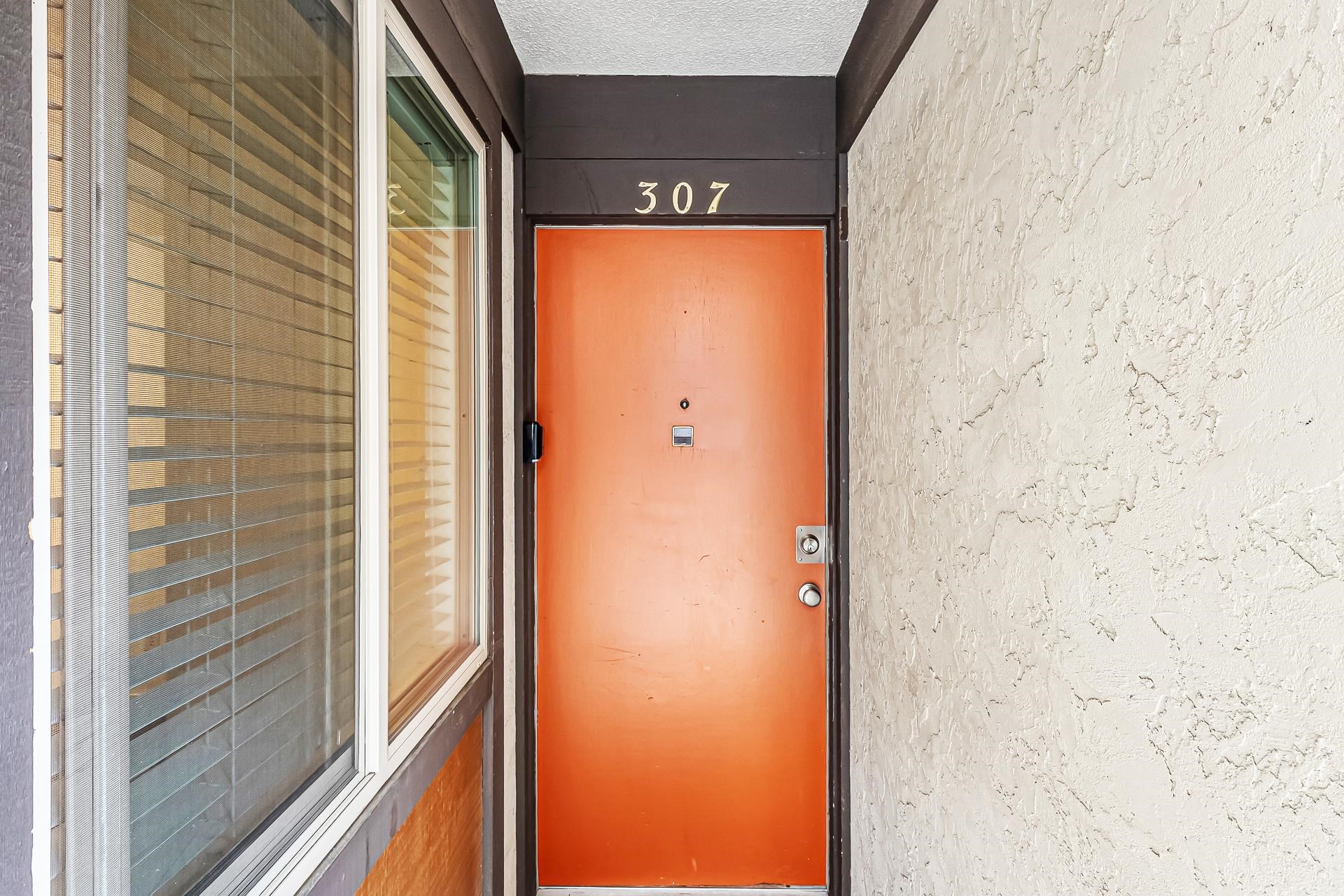 3154 Lakeside Drive Unit: 307