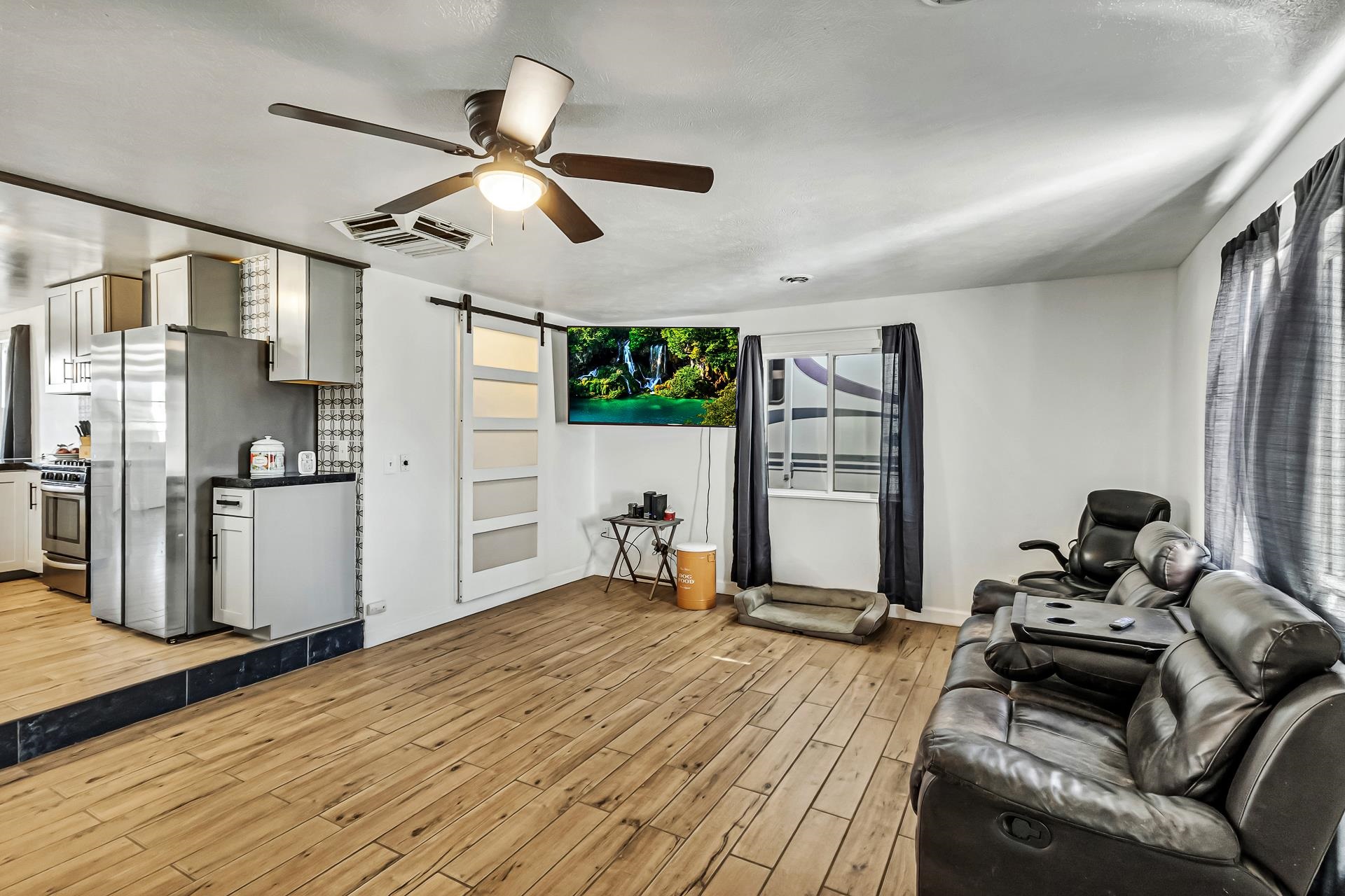 2913 D Road