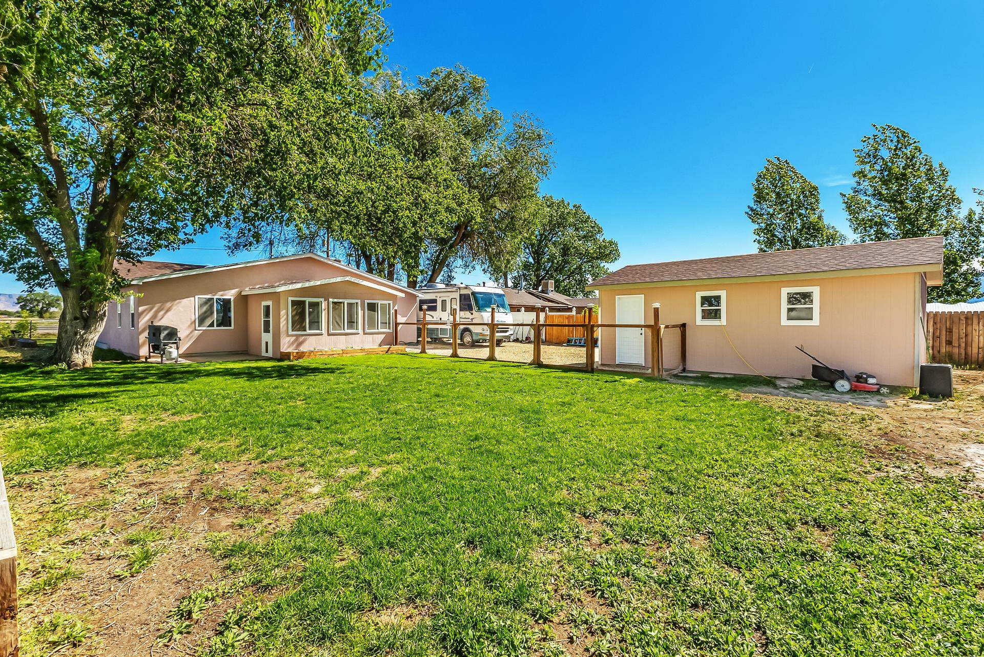 2913 D Road